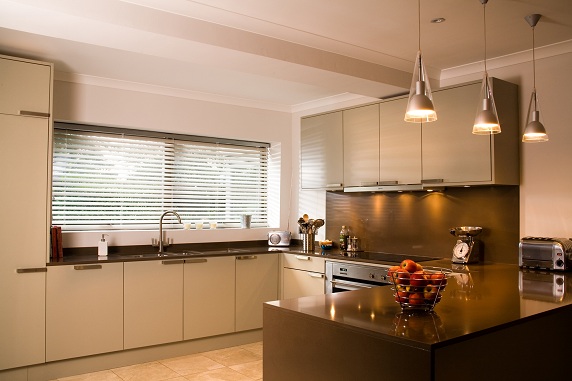 kitchen_blinds