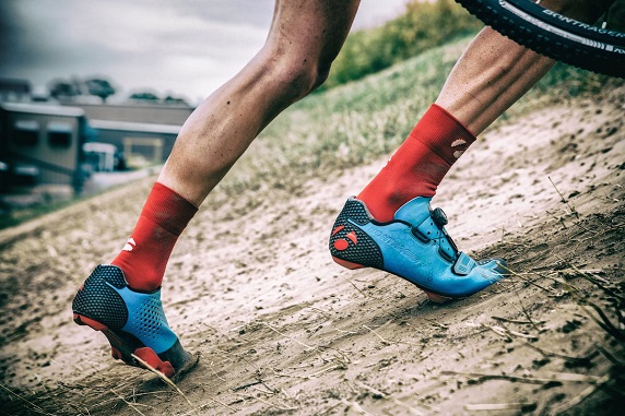 guy with cycling shoes