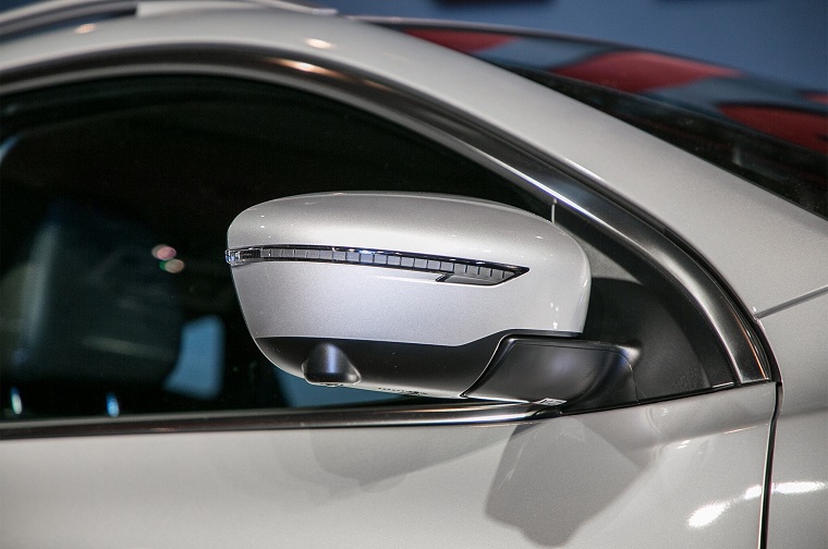 nissan side mirror