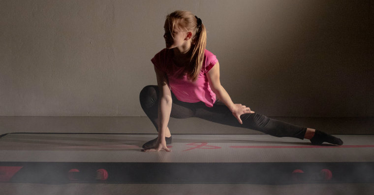 girl using Airtrack