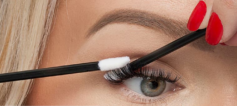 lash-extensions-care