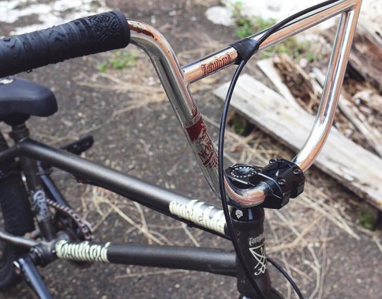 Stop-BMX-Handlebars-From-Moving