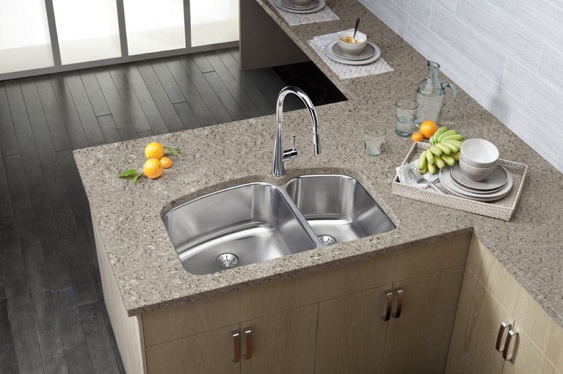 picture of modern kitchen with stainless steel kitchen sinks 