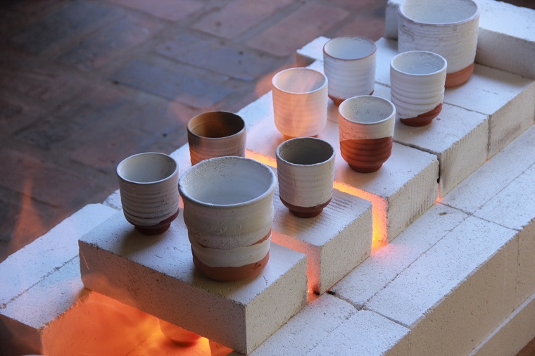 making of handmade mugs