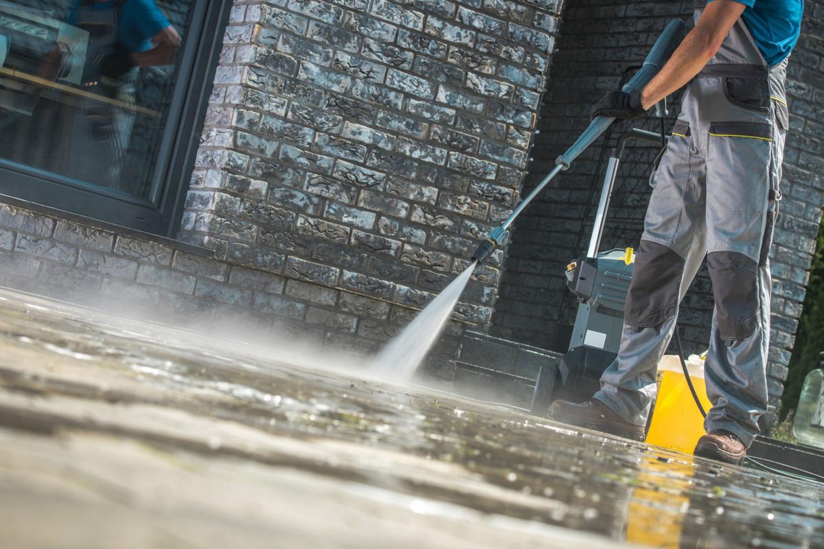 Commercial Pressure Washing