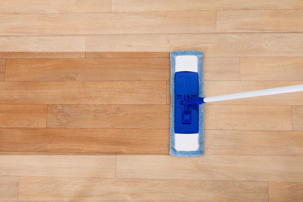 mop vinyl floor